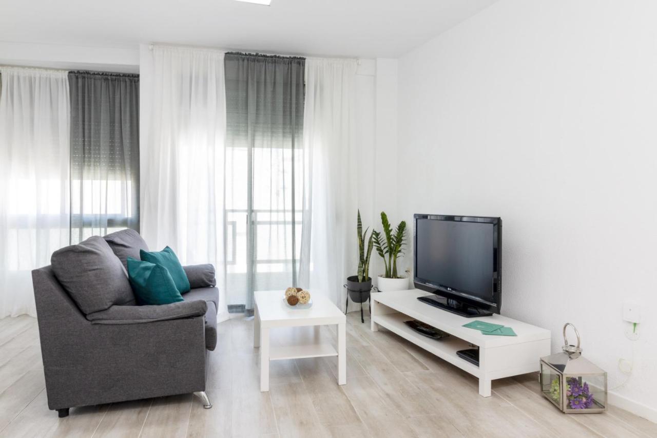 Homeforguest Amplio Apartamento En El Centro De Santa Cruz Экстерьер фото